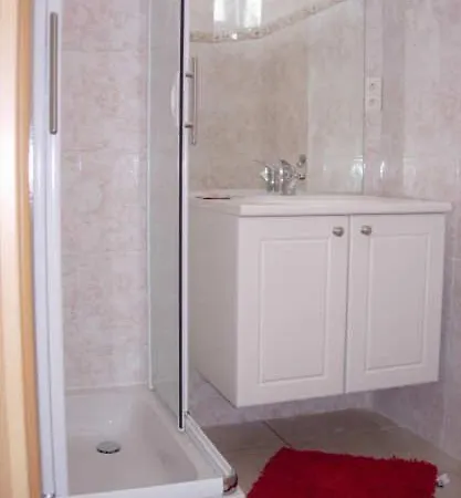 De Eau D Heure C1 Famille Ranocha Duprez Apartment